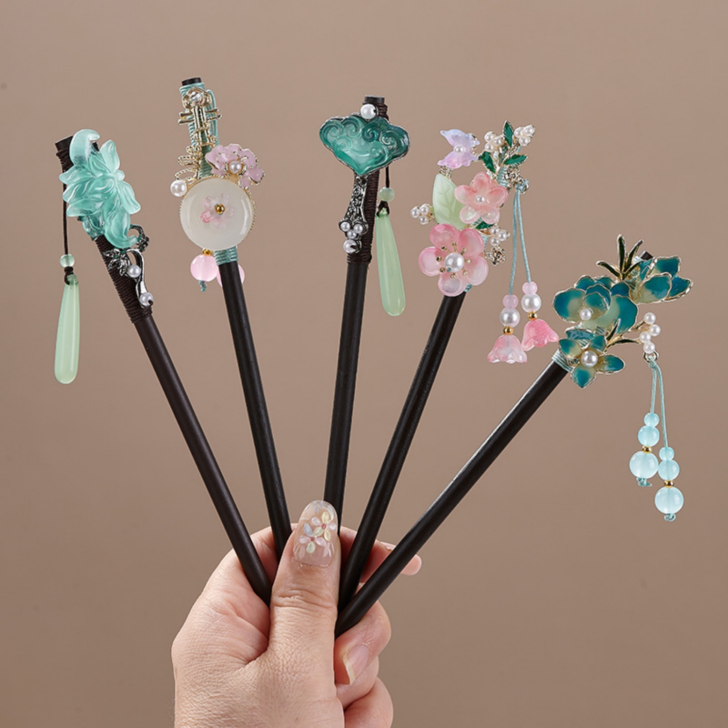 Pearl Hair Pin - Grampo de Cabelo Vintage Floral para