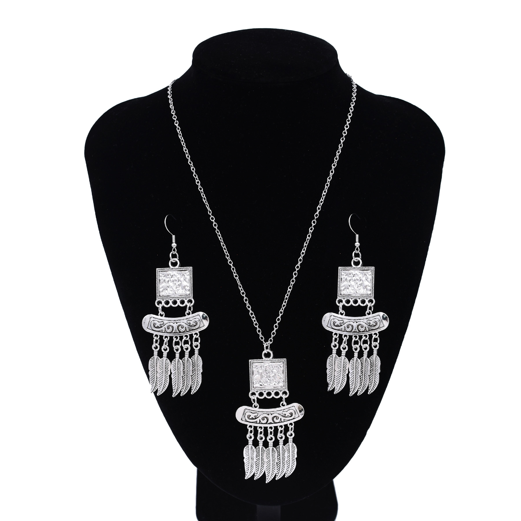 Conjunto de Joias Vintage em P - Women Accessories Nepal avaliação e preço