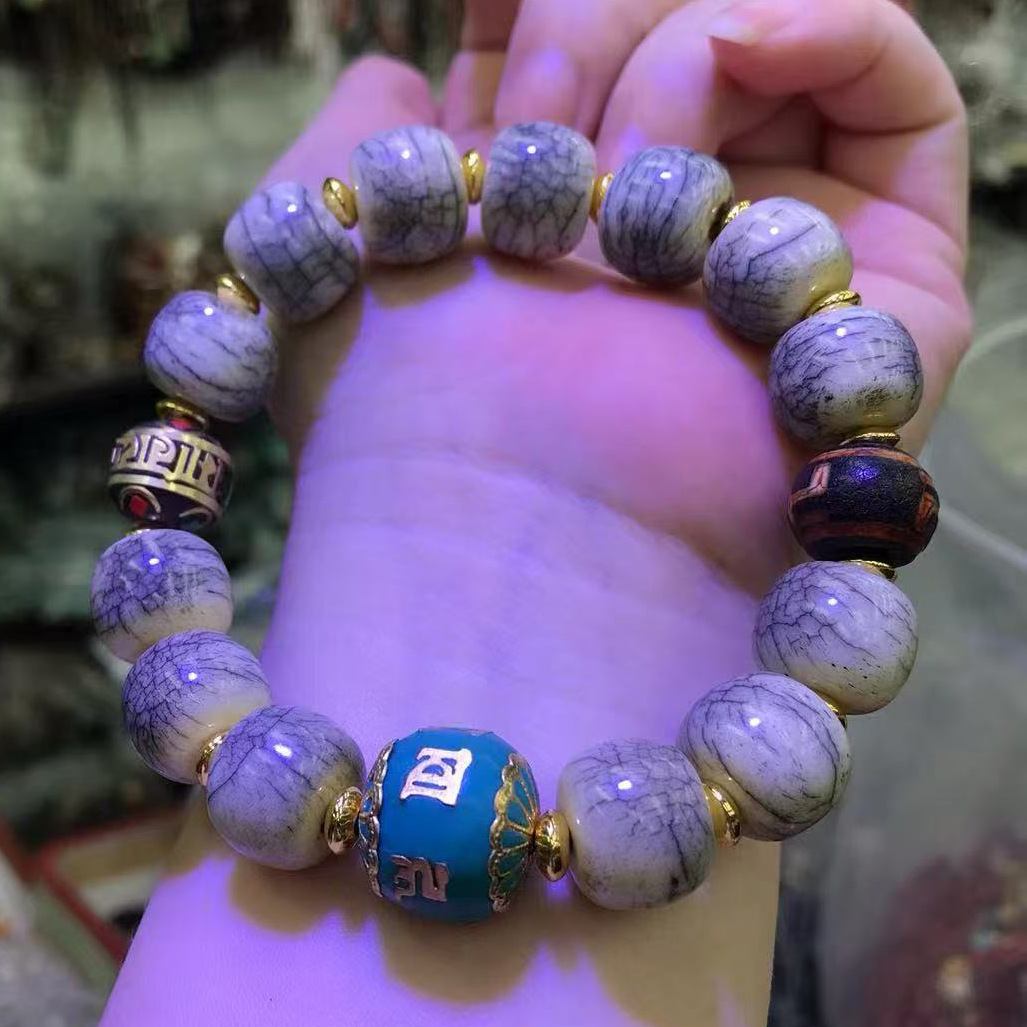 Pulseira de Contas de Osso de  - Women Accessories Nepal avaliação e preço